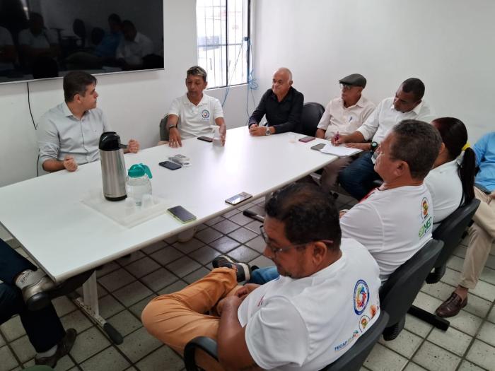 MOVIMENTO COMUNITÁRIO DIÁLOGA COM SINDMED E SECRETARIA DE SAÚDE