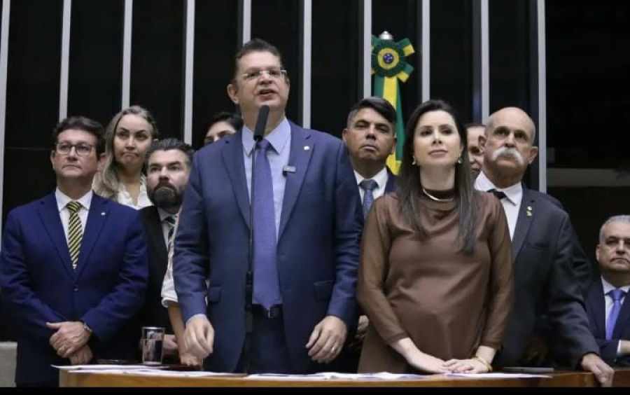 Ala do PL resiste à redução do valor da CNH